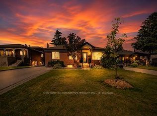 60 Dorking Cres, Toronto, ON M3M 2B6
