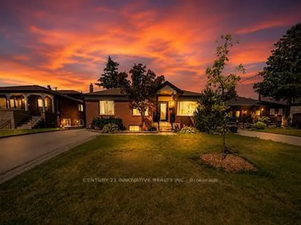60 Dorking Cres, Toronto, ON M3M 2B6