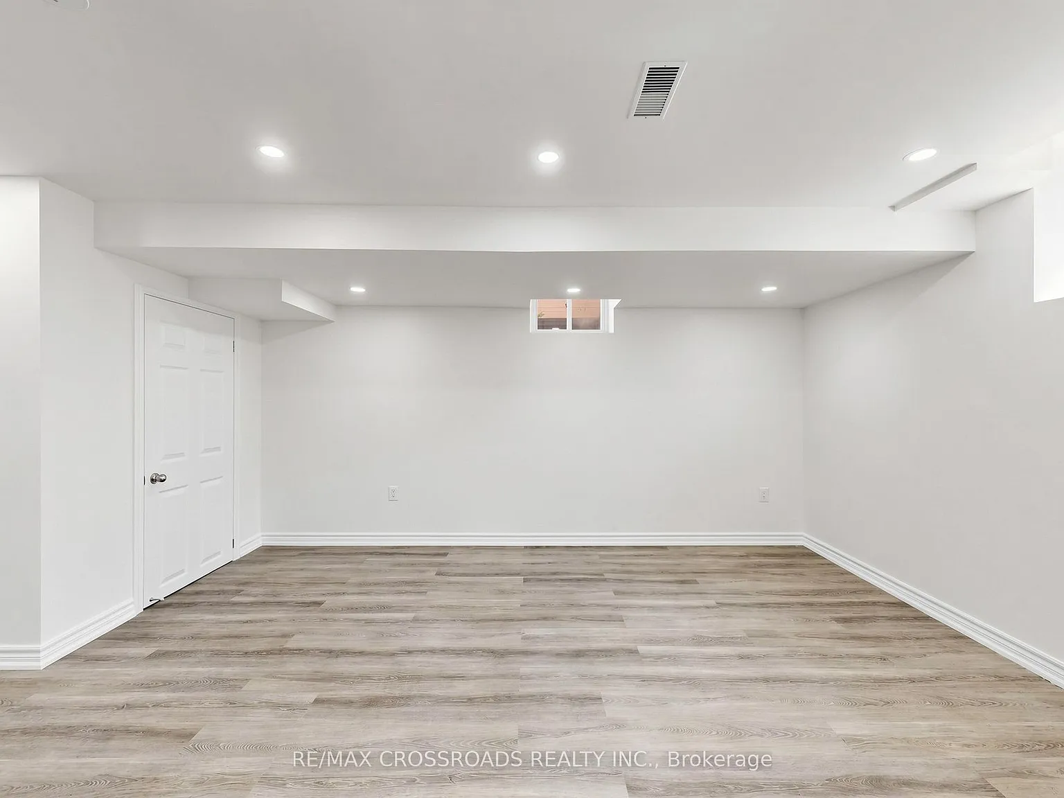 2 bed, $1,999 — Photo 3