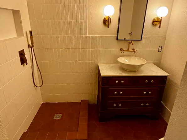 (undisclosed Address), Newcastle, CA 95658