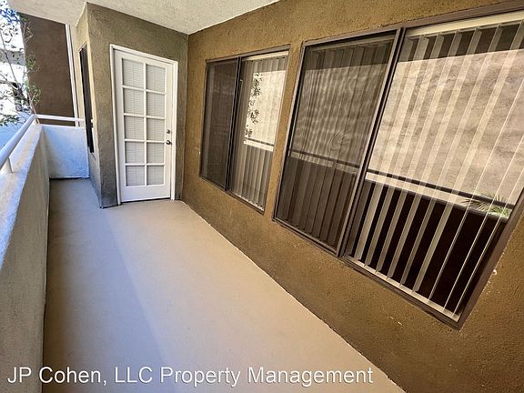 5th image of 18144 Burbank Blvd APT 105
