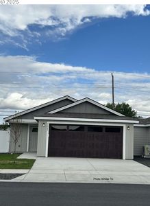 967 NE 11th St, Hermiston, OR, 97838