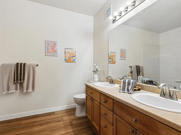 8456 S Hoyt Way #1-205 — Photo 22