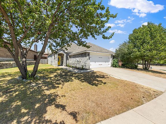 3rd image of 8275 Clark Springs Dr