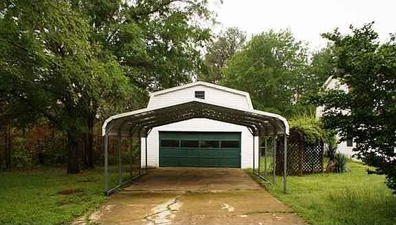 2nd image of 18182 Bluebird Cir