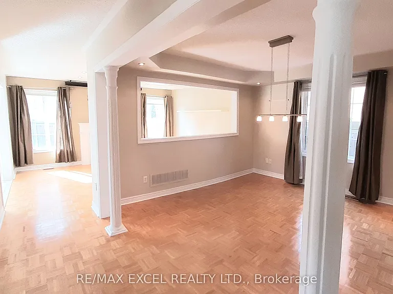 131 Cynthia Jean St — Photo 5
