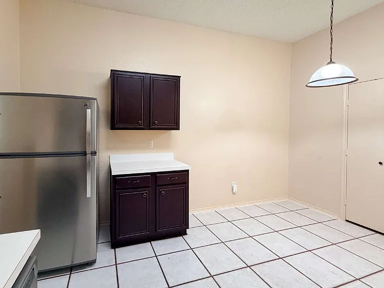 1009 McKavett Dr — Photo 10