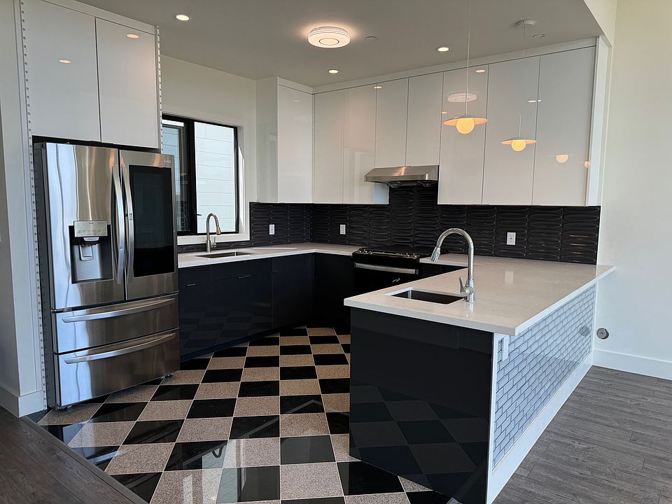 1st image of 302 University St #A