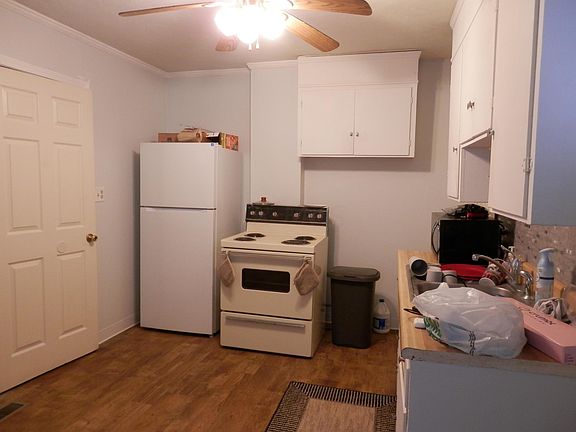 4th image of 292-294 Belmont St