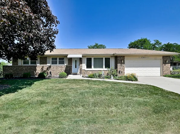 497 Julie Dr, Schaumburg, IL 60193