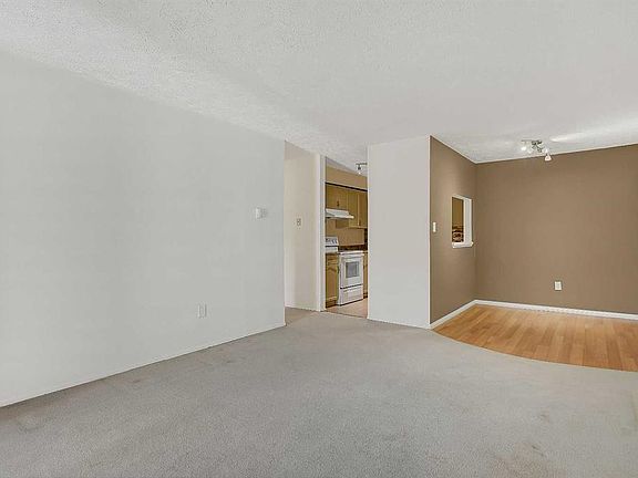 3rd image of 9640 E 92nd Ave #35
