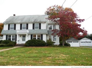 556 Ridge Rd, Middletown, CT 06457