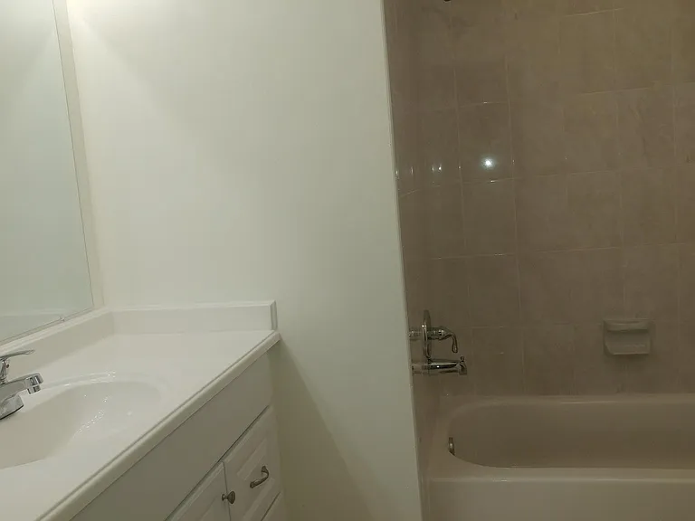 763 Carnation Dr — Photo 9