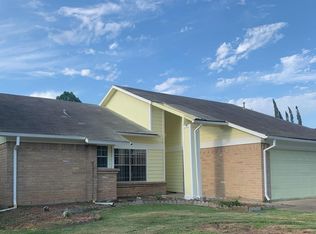 12014 Plumpoint Dr, Houston, TX 77099