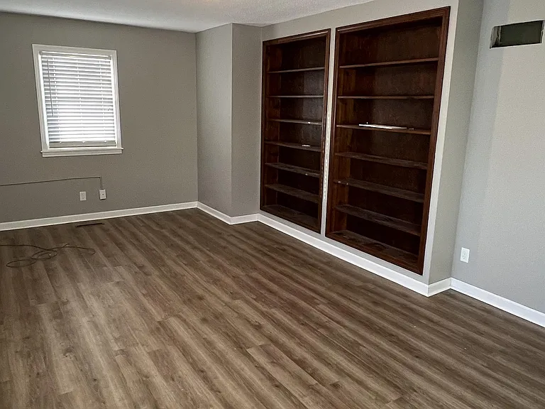 503 Aspen Way — Photo 18