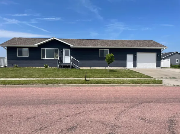 207 Cherry Ln, Chamberlain, SD 57325