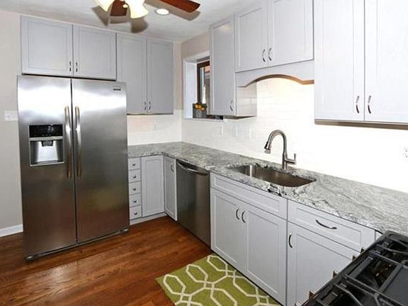 4th image of 5446 Robert Ave