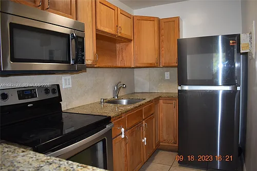 1470 NE 125th Ter #304 Photo 1
