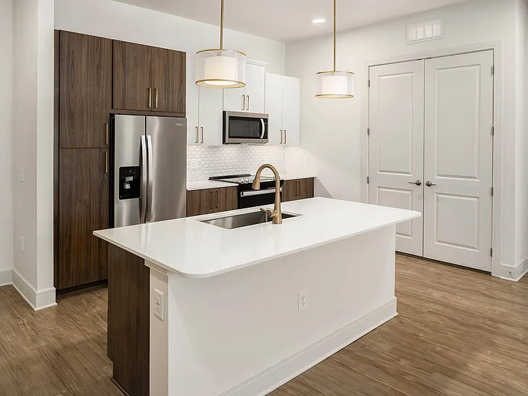 Chamblee City Heights Apartments — Photo 22