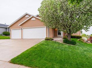 4537 5th St NW, Rochester, MN 55901