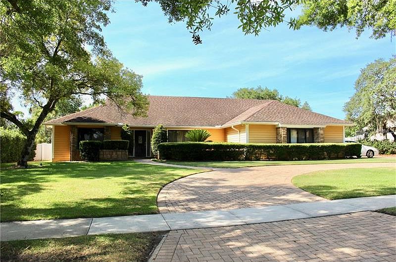 1st image of 4521 Woodlands Village Dr