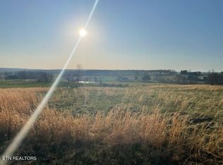 Shadow Mountain 17 Dr, Crossville, TN 38572