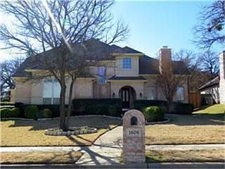 1st image of 1608 Fairway Dr