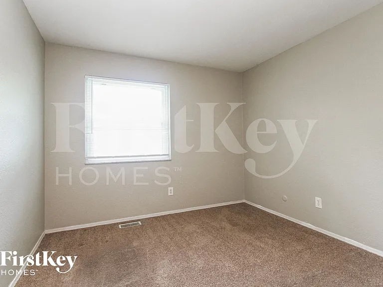 9630 Pepperidge Dr — Photo 13