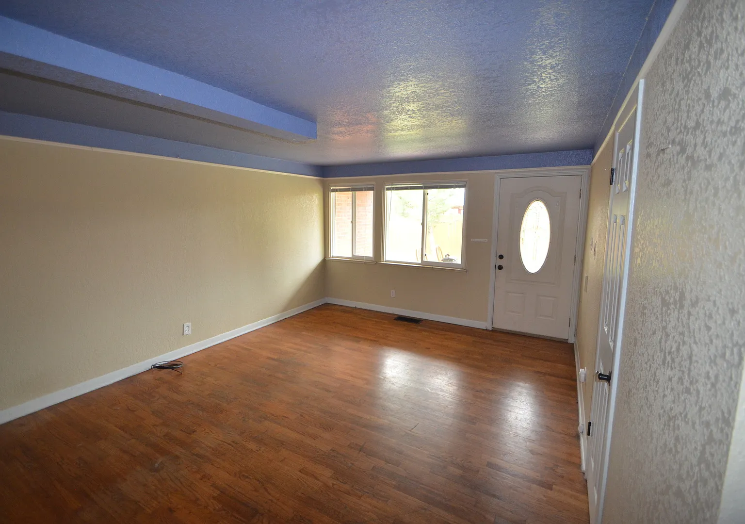 2717-2723 Sheridan Blvd — Photo 1