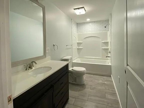 2nd image of 517 Susquehanna Ave #1