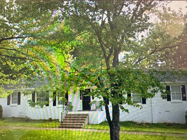 404-406 Shawnee Dr #B, Columbia, TN 38401