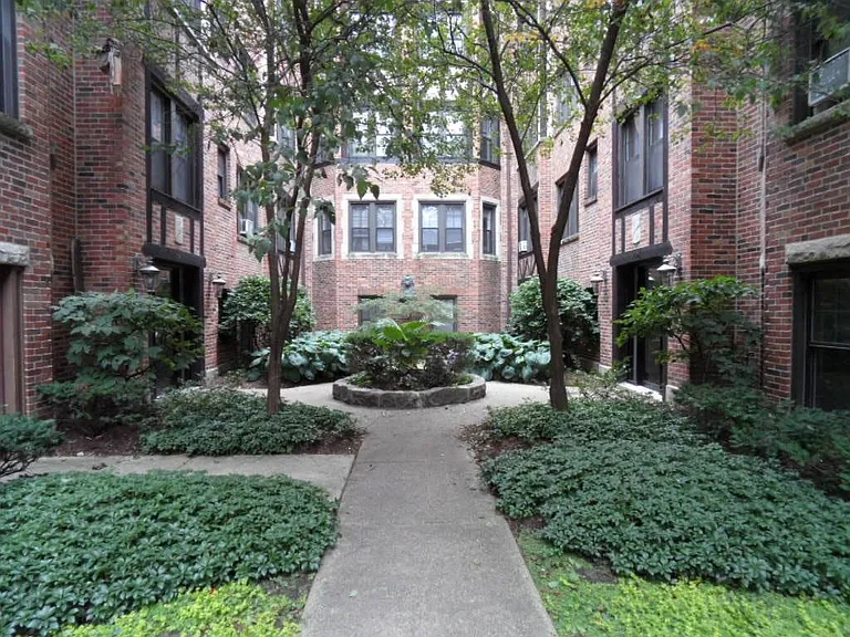 1523 W Farwell Ave #3A — Photo 11
