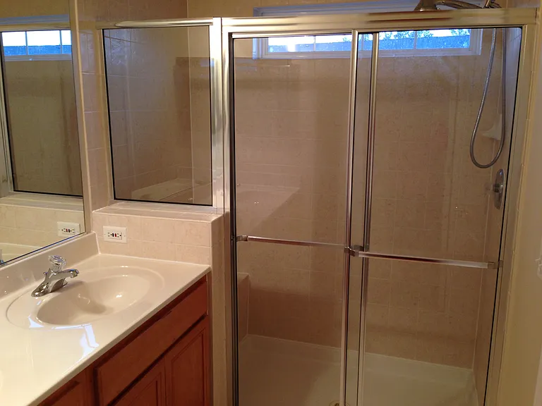 4665 Carisbrooke Ln — Photo 7