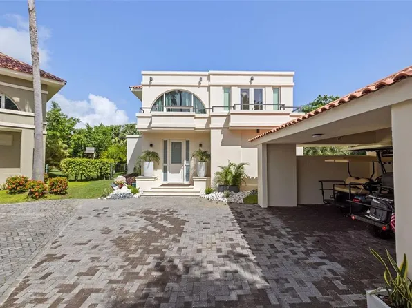 34 Dorado Bch E, Dorado, PR 00646