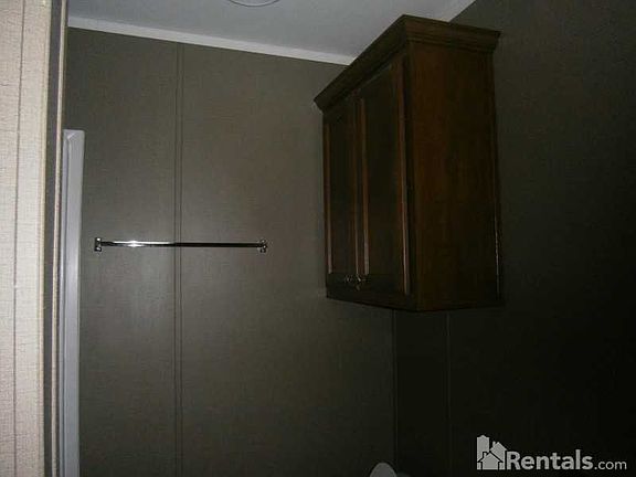 3rd image of 1108 Venture Ln