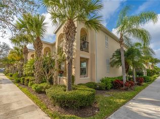 8290 Josefa Way, Naples, FL 34114
