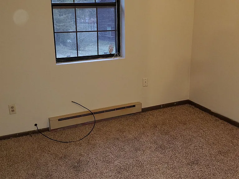 8303 W Southeast Ct — Photo 9