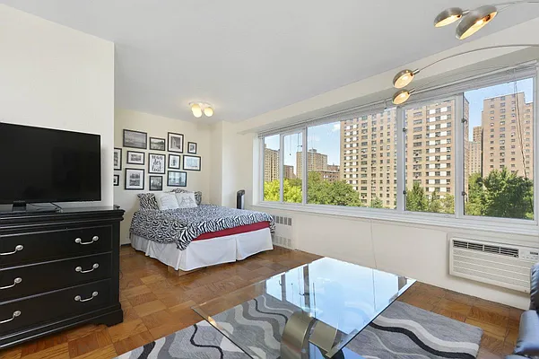 Rented by Caliber Associates | media 17
