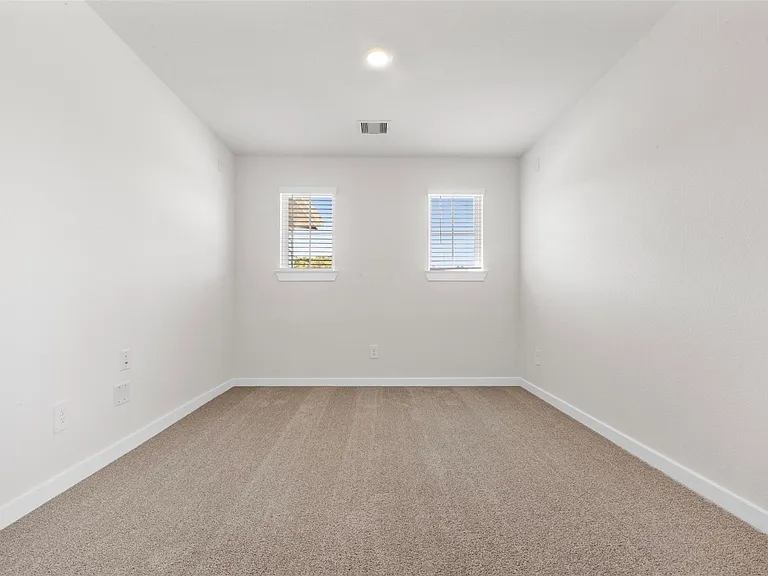 17926 Stone Terrace Ct — Photo 27