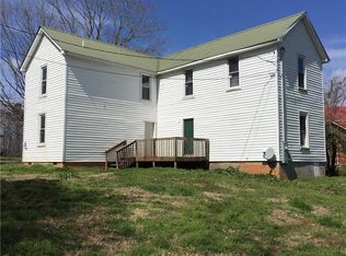 2041 Brooklyn Ave, Ramseur, NC 27316