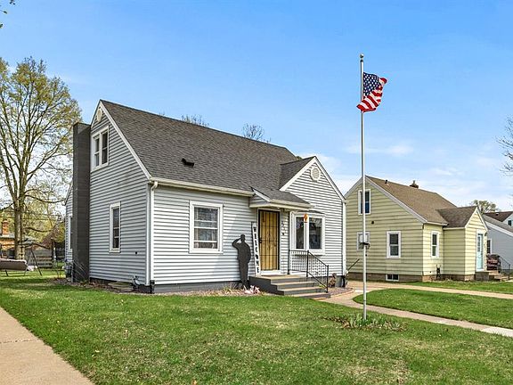 2nd image of 2931 8th Street