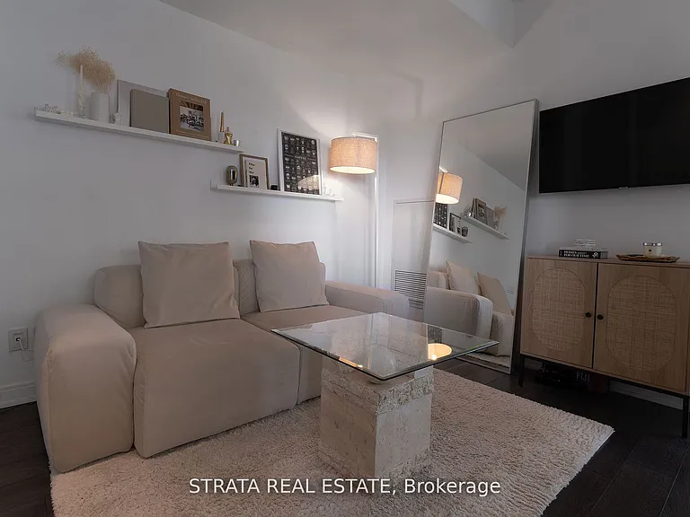 42 Charles St E #2801 — Photo 3