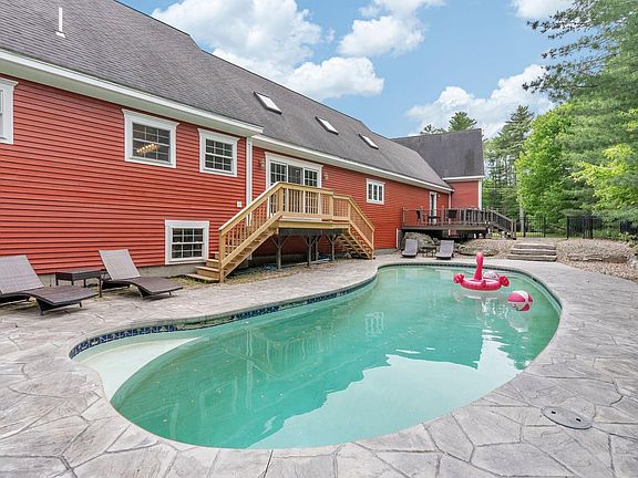 2nd image of 143 Falmouth Road