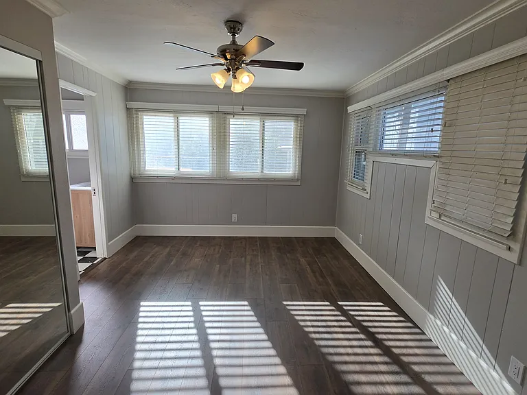 4139 Locust St — Photo 22