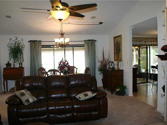 5th image of 515 Bonnie Blvd