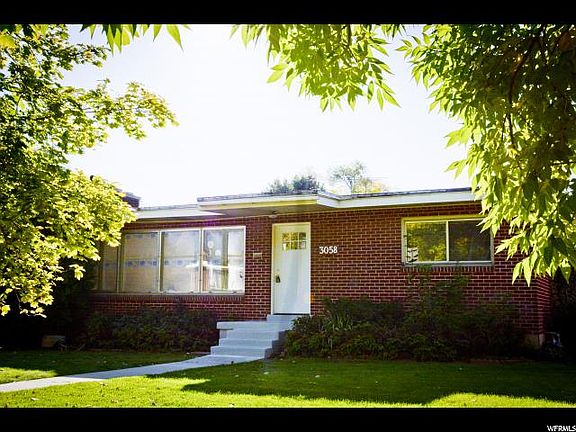 3rd image of 3058 S Lake Cir