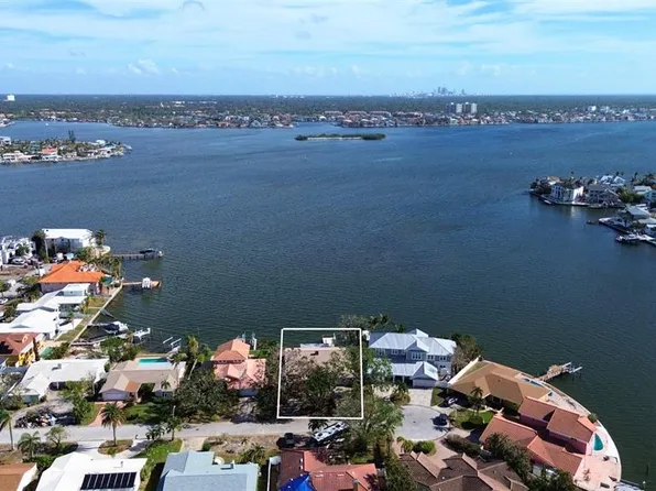 6351 4th Palm Point St, Saint Petersburg, FL 33706