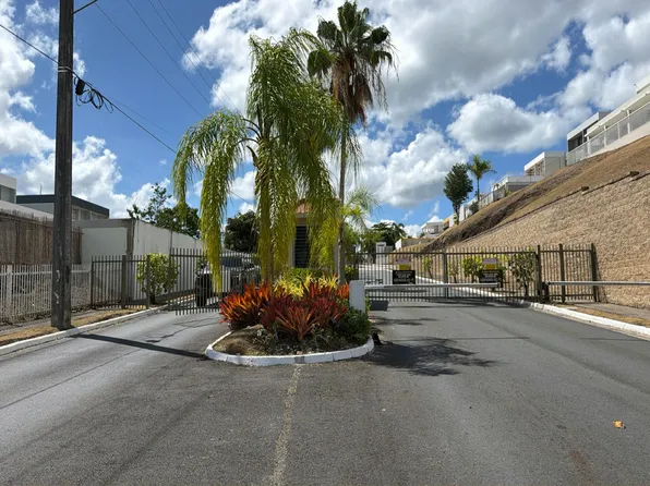 Ff3 Vistas Del Bosque, Bayamon, PR 00956