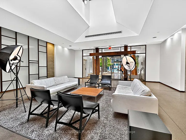 1030 King St W #1205 — Photo 19
