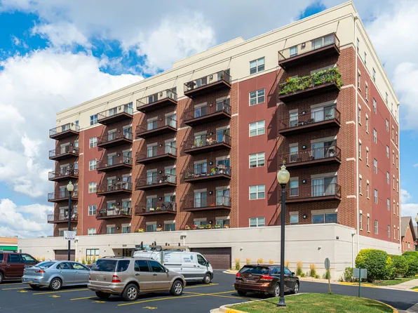 1650 Riverwoods Dr Unit 206, Melrose Park, IL 60160